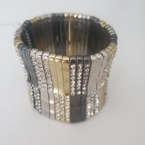 Gorgeous Mixed Metal Stretch Cuff Bracelet Rhinestones Romantic Goth whimsigoth - Picture 3 of 4
